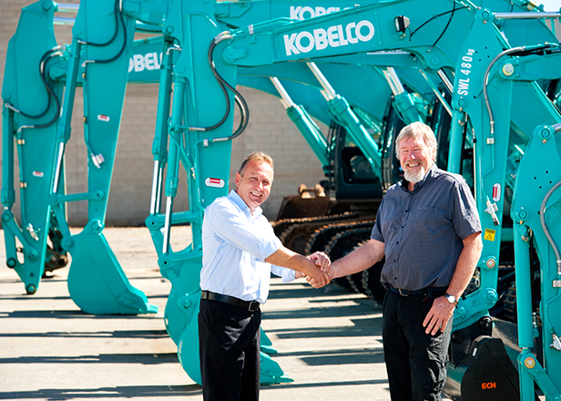 Image Loadex Hire Photoshoot 2 - Kobelco Excavators