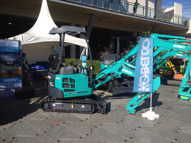 Image Kobelco At 2014 Hria Convention 1 - Kobelco Excavators