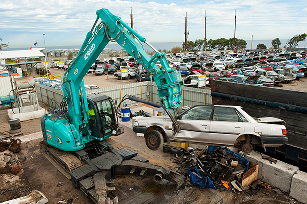 Image U Pull It Photo Shoot 1 - Kobelco Excavators