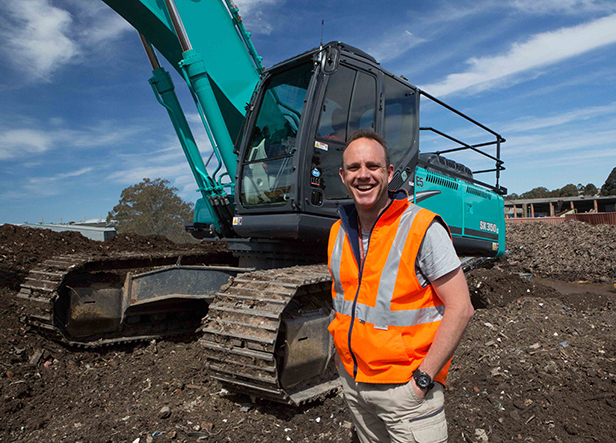 Image Waste Ops Danny Doesn'T Waste A Thing 1 - Kobelco Excavators
