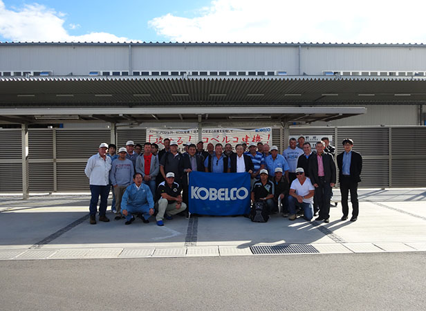 Image Kobelco Customer Japan Trip 2 - Kobelco Excavators