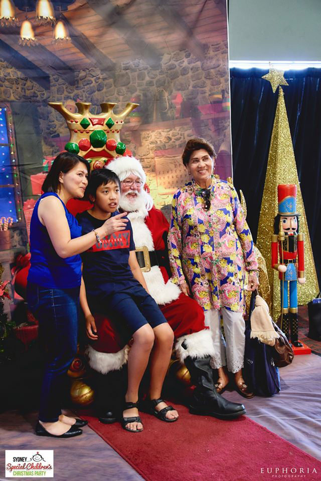 Image Special Children- Christmas Party 2019 5 - Kobelco Excavators