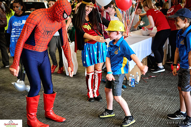Image Kobelco Proud Gold Sponsors Of Sydney Special Childrens Christmas Party 2018 7 - Kobelco Excavators