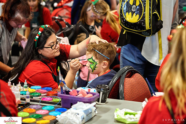 Image Kobelco Proud Gold Sponsors Of Sydney Special Childrens Christmas Party 2018 6 - Kobelco Excavators