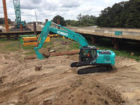 Image Splice Construction Takes Delivery Of One Of The First Sk210-10'S 2 - Kobelco Excavators