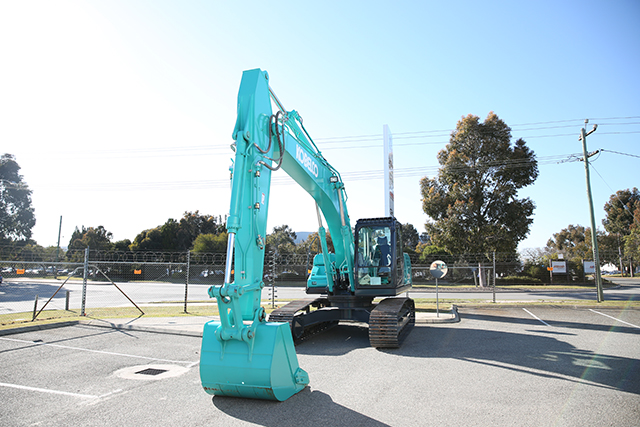 Image Kobelco Wa Dealer Liftrite 5 - Kobelco Excavators