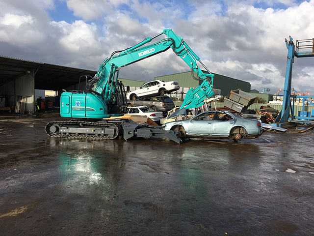 Image Kobelco Delivery Of Recycling Excavator 3 - Kobelco Excavators