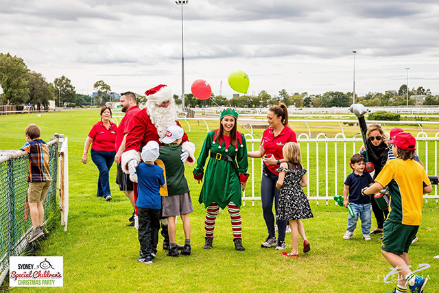 Image Kobelco Australia Proud Gold Sponsors Of Sydney Special Childrens Christmas Party 4 - Kobelco Excavators