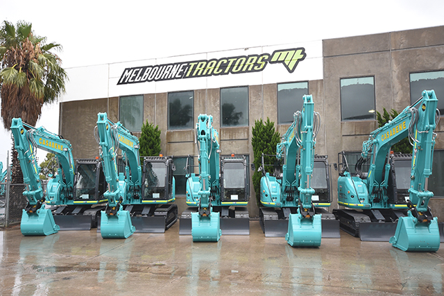 Image Casabene Group Supports Kobelco 2 - Kobelco Excavators