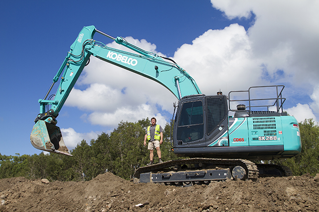 Image Coleman Drainage Buys First Kobelco Sk260Lc-10 In Australia 5 - Kobelco Excavators