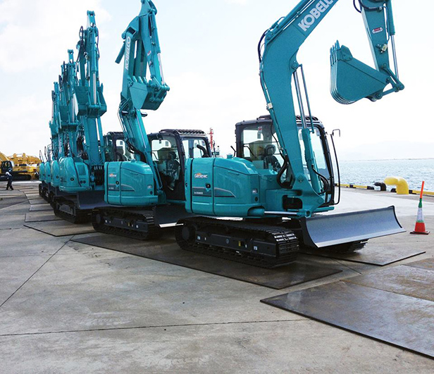 Image Kobelco Customer Trip To Japan 1 - Kobelco Excavators