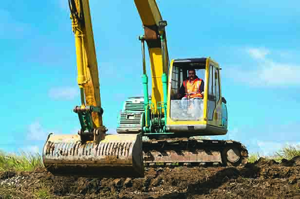 Image 10-Tonne Kobelco Sk100 Excavator Fitted With Long Reach Arm 3 - Kobelco Excavators