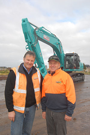 Image Symon Brothers Purchases New Kobelco 50 Tonne Excavator 3 - Kobelco Excavators