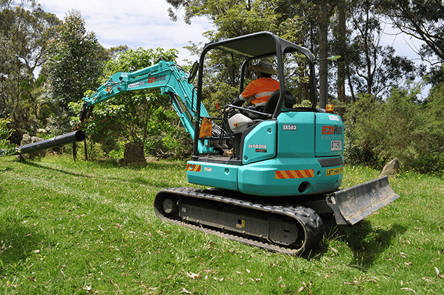 Image Ezi Hire Solutions 1 - Kobelco Excavators