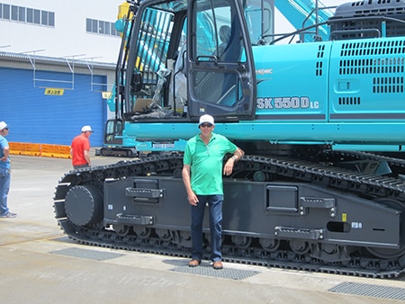 Image Customers Boast About Kobelco'S New Factory 1 - Kobelco Excavators