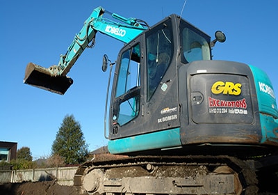 Image Operators Dig Up History With Kobelco 1 - Kobelco Excavators