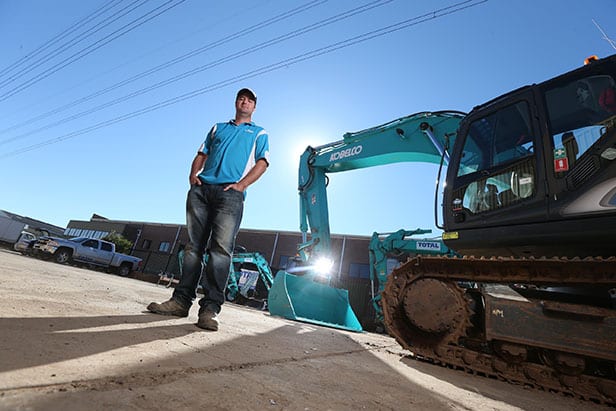 Image Matt Poole'S Total Dry Hire, Built On Kobelco 1 - Kobelco Excavators