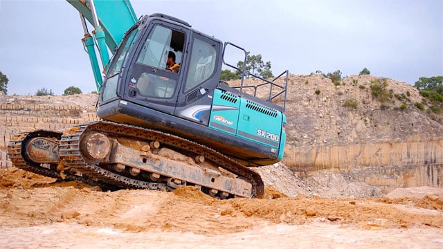 Image Sneak Peek Of Our First Customer Video For 2016 1 - Kobelco Excavators