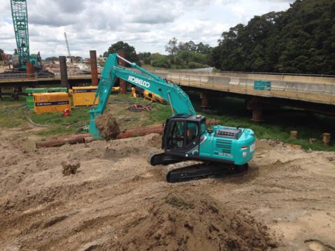 Image Splice Construction Takes Delivery Of One Of The First Sk210-10'S 1 - Kobelco Excavators