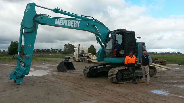 Image Newbery Excavations - Kobelco Sk235Sr-2 Excavator 1 - Kobelco Excavators