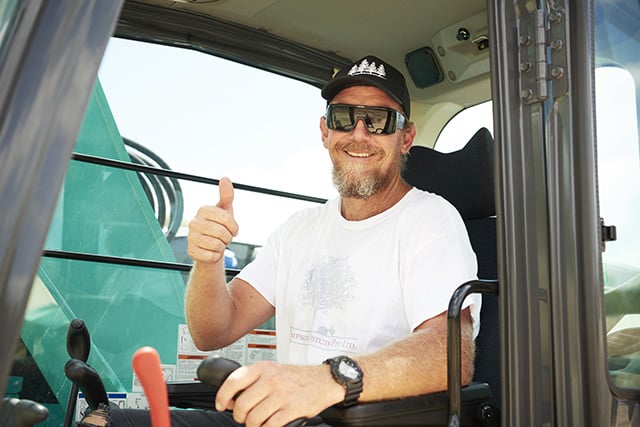 Image Sk135Sr-5 Test Drive 1 - Kobelco Excavators