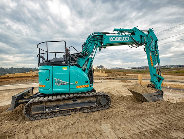 Image Kobelco Gets The Job Done For Trn Group 1 - Kobelco Excavators