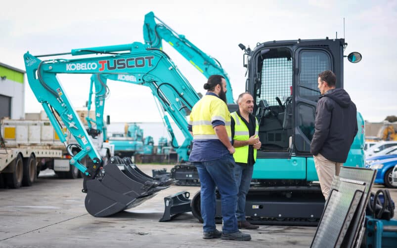Image Juscot 1 - Kobelco Excavators